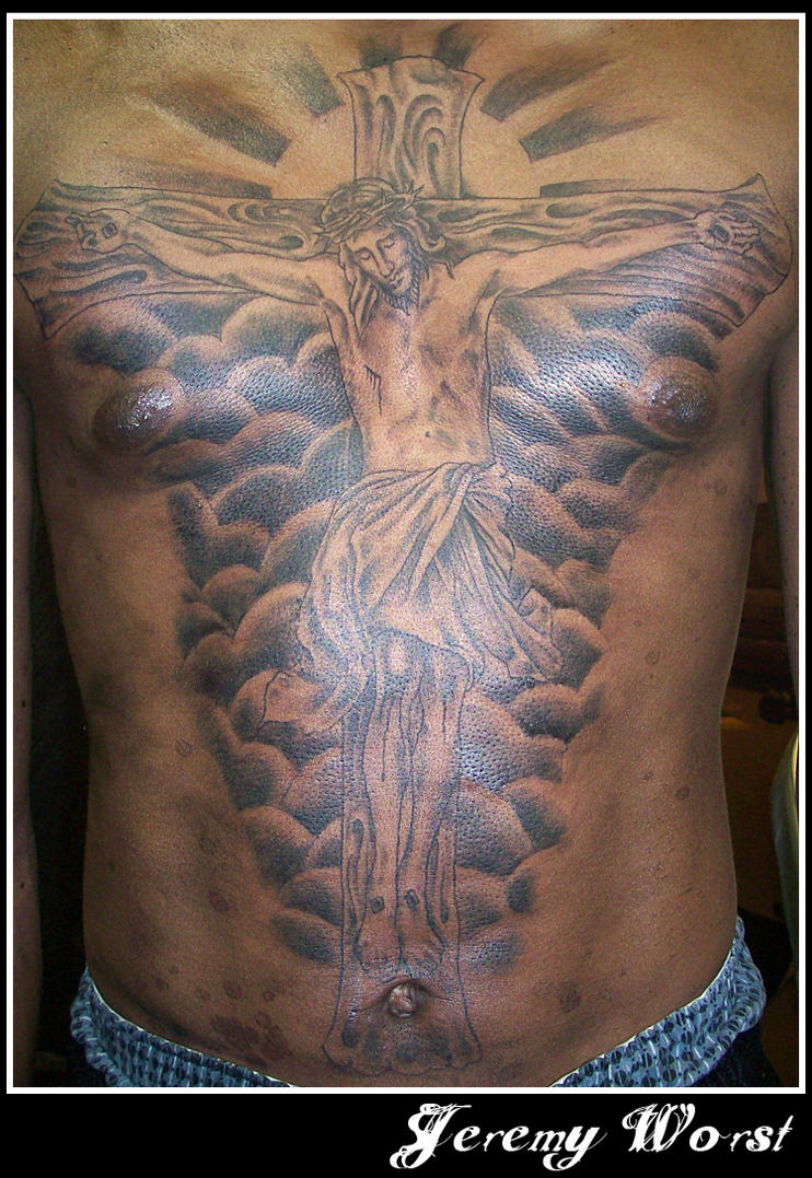 Do you think a tattoo is one of the best accessories that any man can have? Probably not going to shine like a ring or a necklace and can not be changed every day as your collection of tapes or baseball caps. But in addition to radiate strength and masculinity, but also represents who you are and what you believe if a tattoo on the chest of men can be an impressive accessory, therefore, symbols or drawings in ink on your body definitely be with your character.