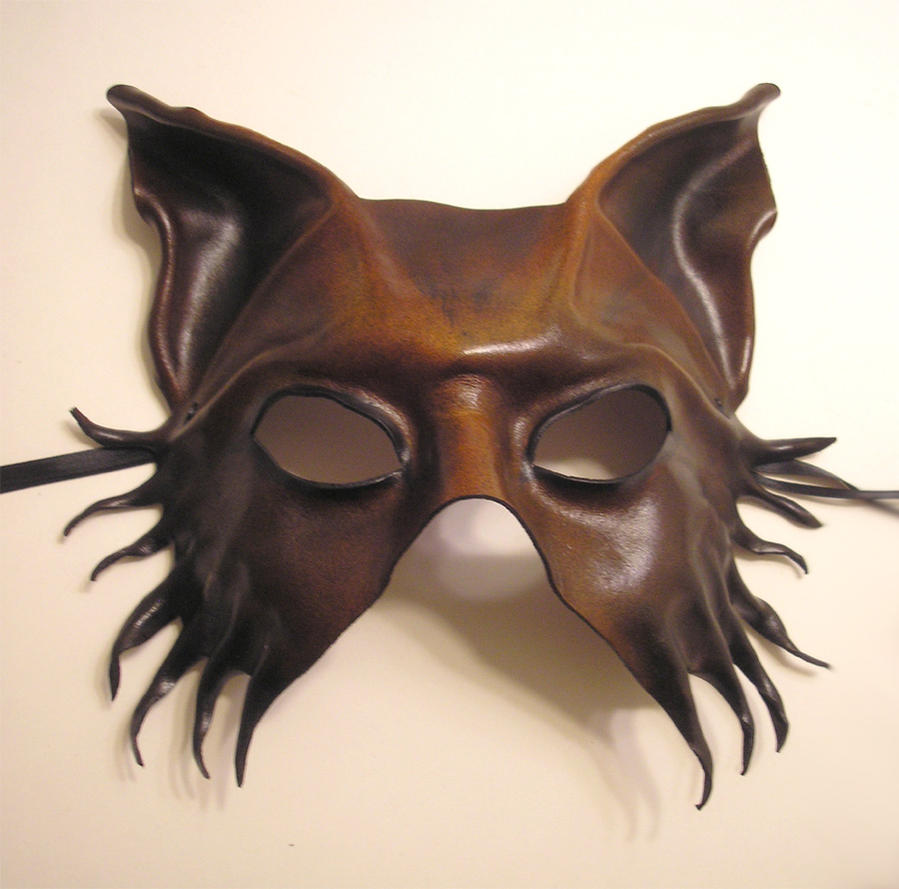 Leather_Mask___Wolf___Dog____by_teonova.jpg