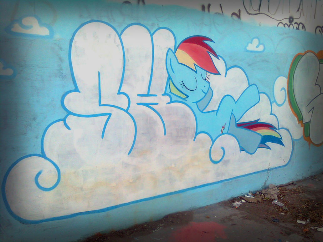 [Obrázek: graffiti_my_little_pony_by_shinodage-d5ft9j0.jpg]