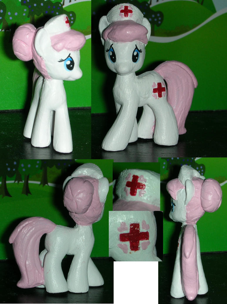 [Obrázek: nurse_red_heart_blind_bag_my_little_pony...4i6m41.jpg]